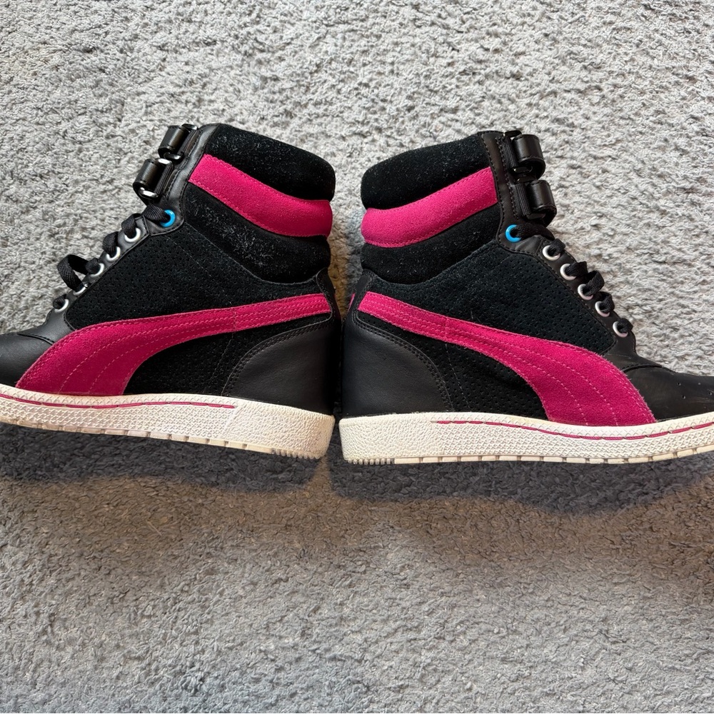 Women’s Puma Black High-Top Wedge Sneakers with Pink & Blue Accents - Picture 3 of 6